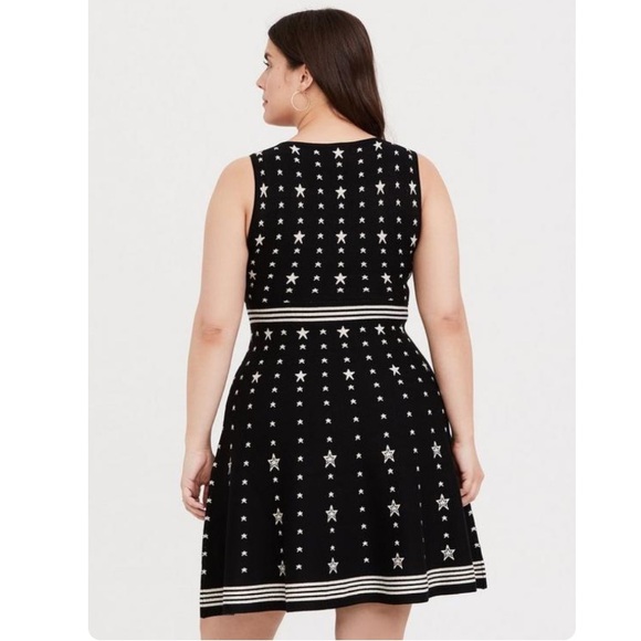 Torrid Black & White Star Sweater-Knit Skater Dress Size 2X - Picture 4 of 14